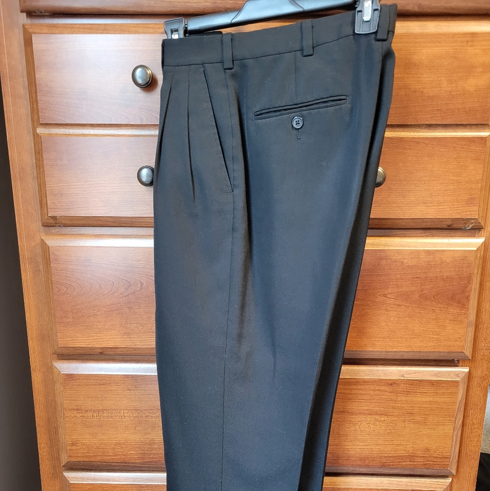 Men's Black Dress Pants - 30x30 - City Streets Custom Fit Suits - Like New